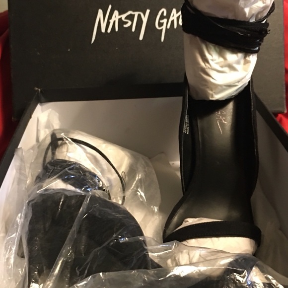 Sexy-n-Strappy Lace Up Black Suede Heels NASTY GAL 7.5 original box 5” Stiletto - Picture 3 of 3
